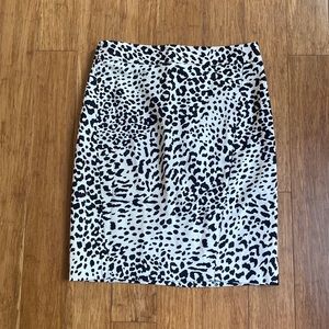 Ann Taylor LOFT Leopard Print Pencil Skirt Size 6P